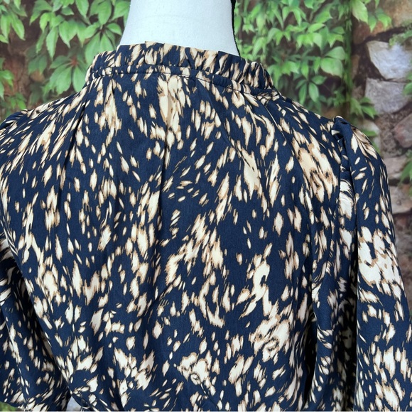 THML Navy and Tan Shirred Waist Puff Sleeve Midi Dress, S - Picture 9 of 13